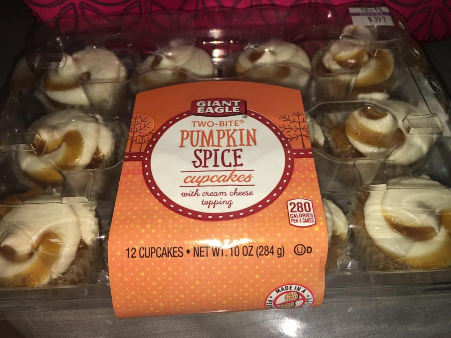 Giant Eagle’s Two-Bite Pumpkin Spice Cupcakes