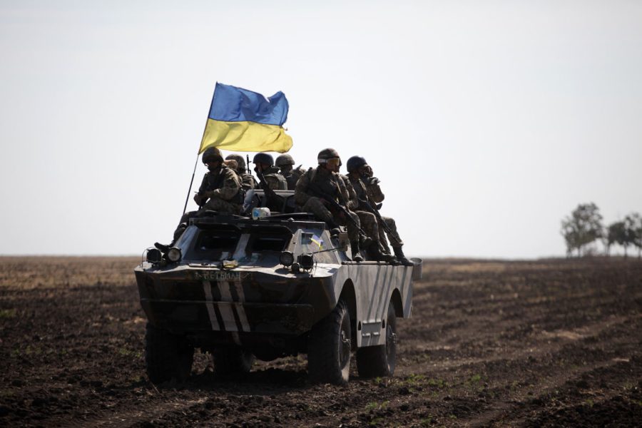Ukrainian+soldiers+participate+in+an+anti-terrorist+operation+in+Eastern+Ukraine.