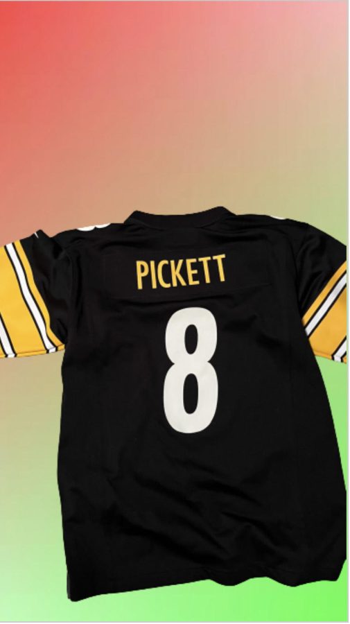 Pickett jerseys are becoming more common in Pittsburgh, but is he the future for the Steelers?